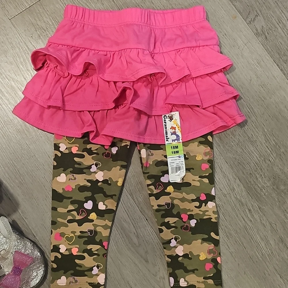 Pink Butterfly Blanket, Silver Jelly Sandals, and Camo Leggings/W Pink Skirt